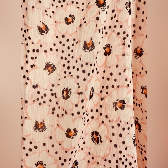 Loft Daisy Ruffle Tie Neck Blouse - Picture 6 of 10